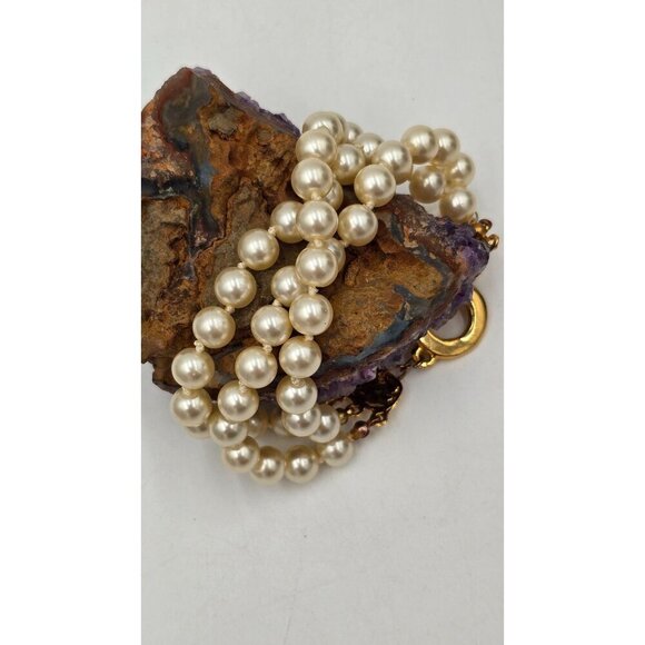 Vintage Triple-Strand Faux Pearl Bracelet w/ Gold Tone Toggle Clasp Hand Tied - Picture 6 of 7